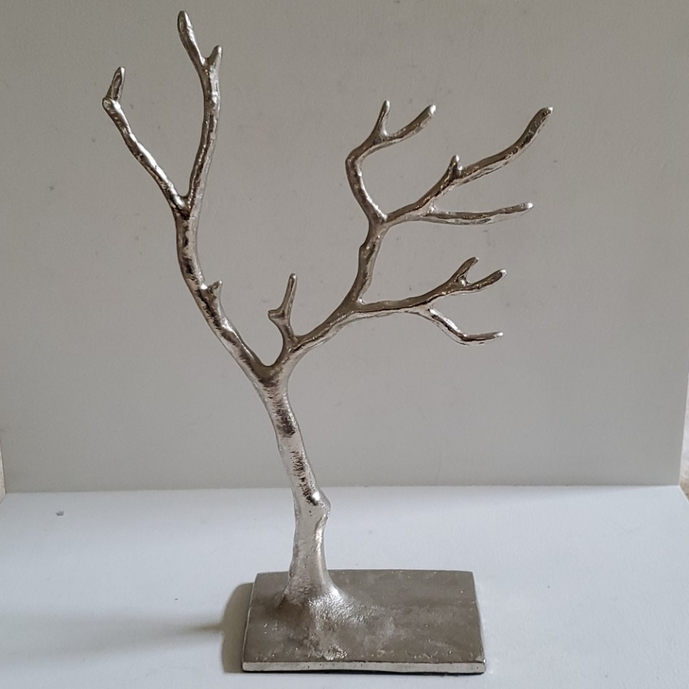 Silver Tone Jewelry Tree